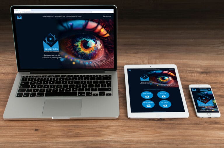 identité de marque : site web sur desktop, tablette et smartphone