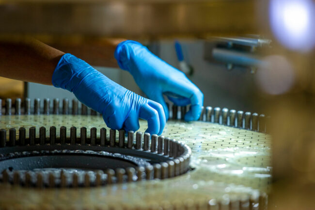 sinage de verres de montres en saphir — haute horlogerie