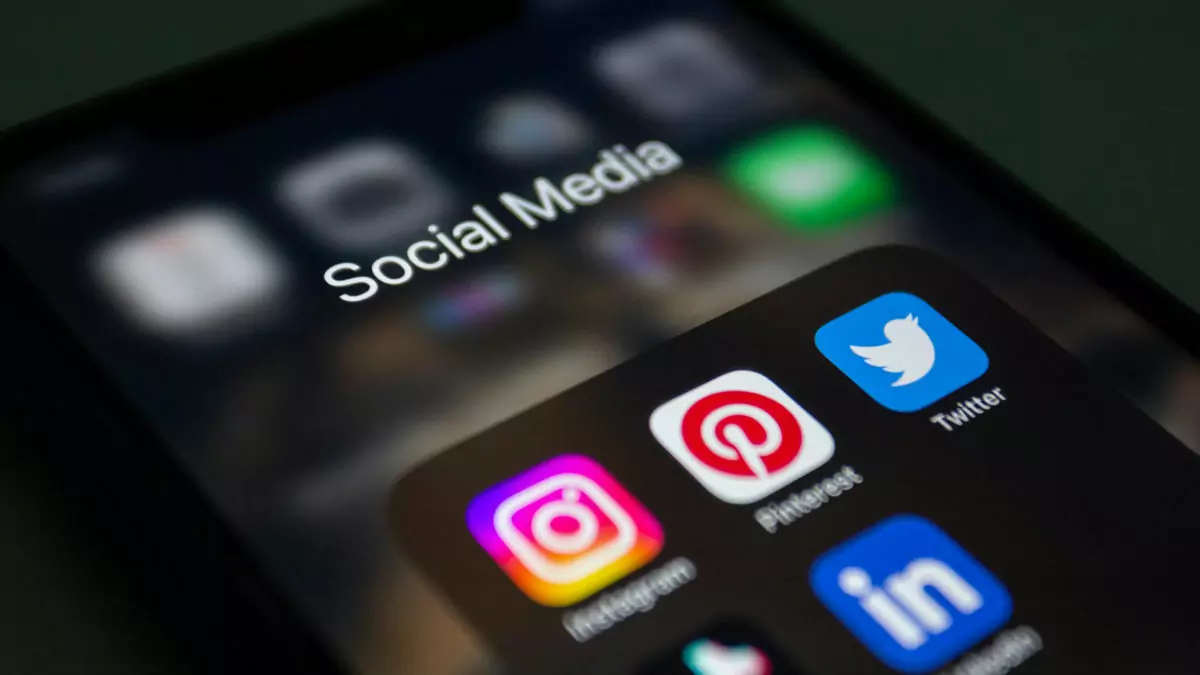 Stratégies éditoriales, calendriers de contenu, réseaux sociaux